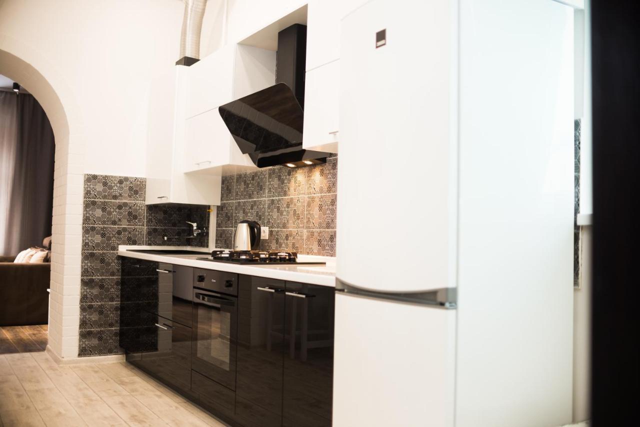 Modern Apartment *